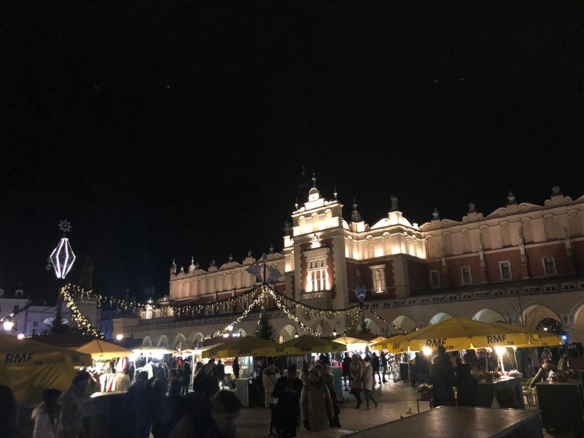 R&R Apart Cracow Krakow Bagian luar foto